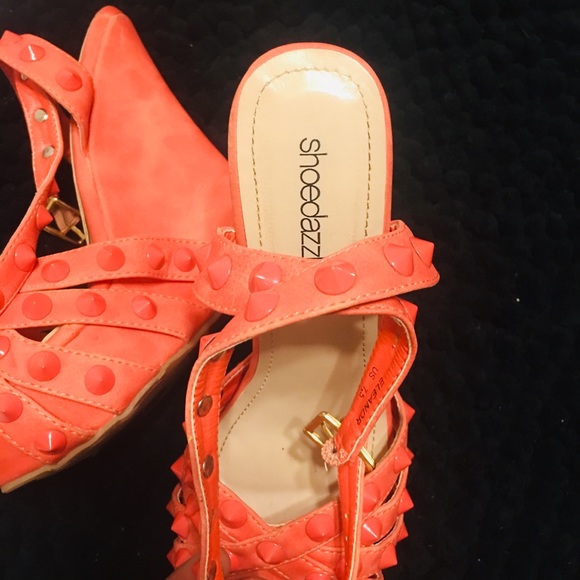 Coral Spiked Wedges ( or Orange, if you prefer ) - Picture 3 of 7